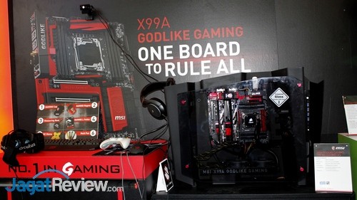 Computex 2015 - MSI - X99A Godlike Gaming 01