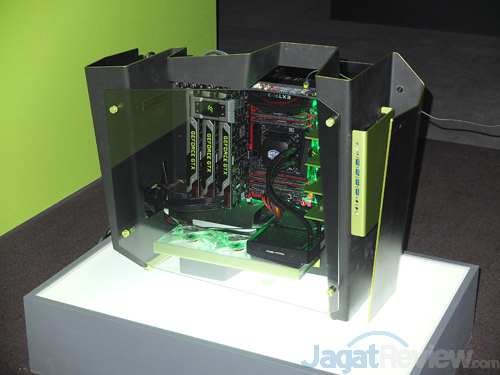 Computex 2015 NVIDIA 3X 980 Ti 4K Demo Project Cars 02