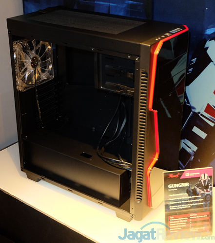 Computex 2015 Room Raid: Rosewill - Casing & Power Supply 10 Computex 2015 Rosewill Gungnir 01