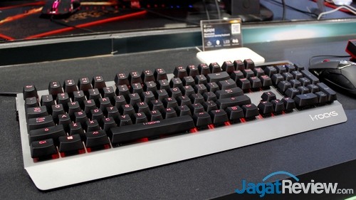 Computex 2015 - i-rocks 03