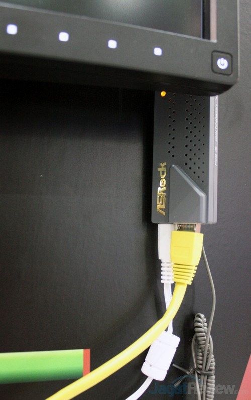 ASrock Gaming Router G10 Display Adaptor pada LCD TV