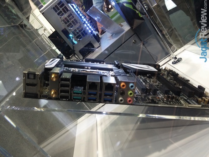 Computex 2015: Motherboard Pertama ASUS Untuk Intel Skylake 2 IMG_20150603_123237