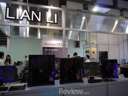 Lian Li booth raid Computex 2015 (2)
