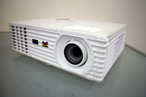 Direct Release: Proyektor ViewSonic PJD7822HDL - Proyektor Full HD Terjangkau untuk Hiburan di Rumah! 3 P3