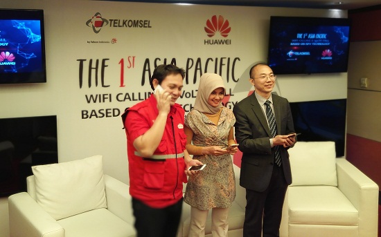 Direct Release: Telkomsel Bekerjasama dengan Huawei Memperkenalkan Teknologi WiFi Calling dan VoLTE Berbasis Network Function Virtualization Pertama di Asia Pasifik 13 Photo Release Telkomsel Bekerjasama dengan Huawei Memperkenalkan Teknologi WiFi Calling dan VoLTE Berbasis Network Function Virtualization Pertama di Asia Pasifik