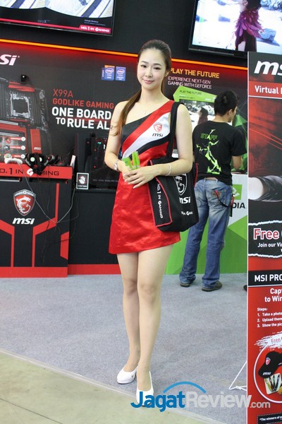 Computex 2015: Booth Babes Day 2, Part 2 6 boothbabes computex2015 day2-2 006