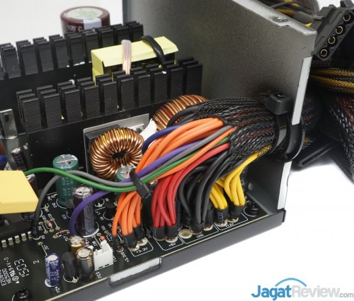 Hands-On: PSU Enermax MAXPRO 700 Watt 26 Enermax MaxPro700 watt 8