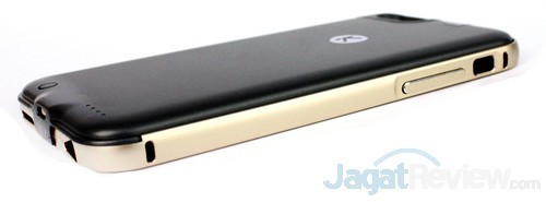 Hands-On KUKE Battery Case Classical untuk iPhone 6 3 KUKE Battery Case _4