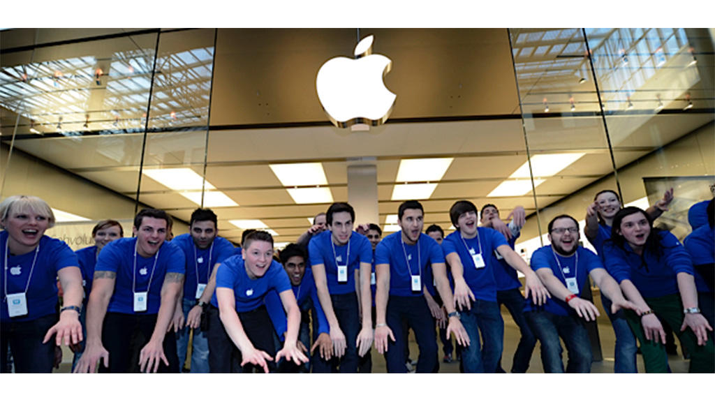 apple allegedly no vacay