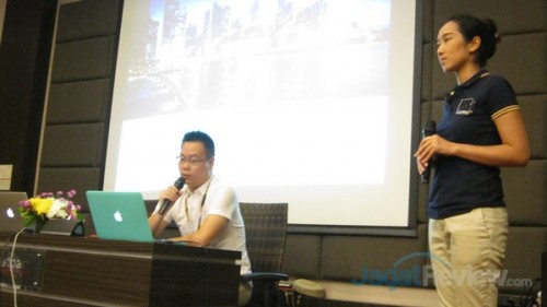 Vice President Leapfroglobal, Faith Hu, bersama rekanan dari Zhuoneng Energy, Kevin Chen