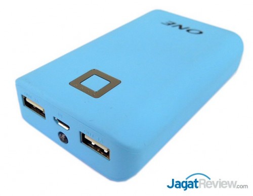 Review Power Bank One 840 Rubber Coated Body 1 20150914122656