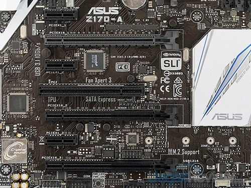 Review: ASUS Z170-A 7 ASUS_Z170-A_PCIESlot