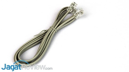 Hands-On Review Modem-Router D-Link DSL-2877AL 4 D-Link DSL-2877AL 05