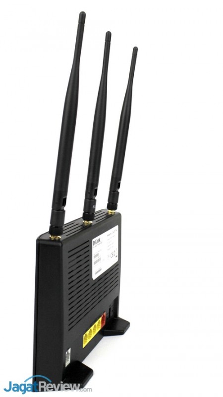 Hands-On Review Modem-Router D-Link DSL-2877AL 7 D-Link DSL-2877AL 15