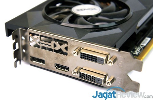 Review XFX Radeon R9 390X Double Dissipation Core Edition 3 SONY DSC