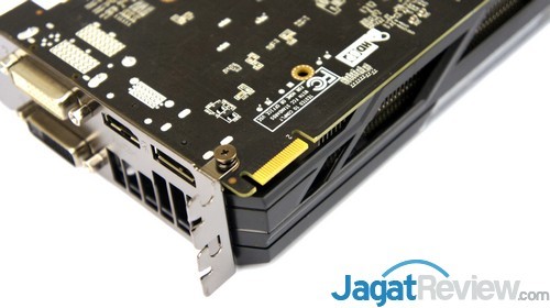 Review Sapphire Nitro R7 370 4GB 2 SONY DSC