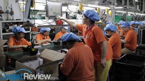 FSP Factory Tour UPS - 12