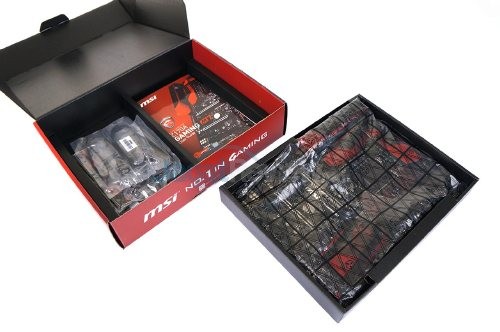 MSI_Z170_GAMING_M7_InsideBox