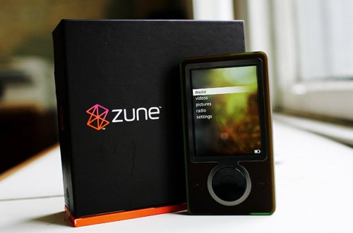 Mandatory Credit: Photo by David Howells/REX Shutterstock (323573c) The Zune portable music and video player Microsoft tackle Apple's iPod with the launch of 'Zune', America  - 14 Nov 2006