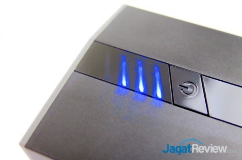 Review Power Bank FSP Beetle 5200 2 20151007132758