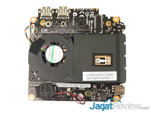 ASUS VivoMini UN62 The Board