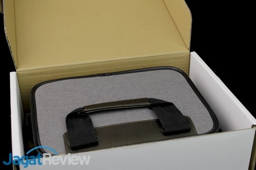 Hands-On Review Proyektor Acer K138ST 2 Acer K138ST 02
