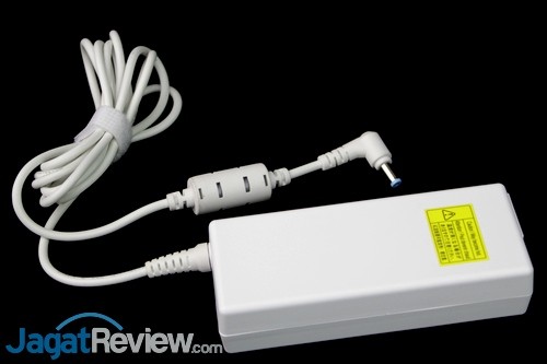 Hands-On Review Proyektor Acer K138ST 4 Acer K138ST 06