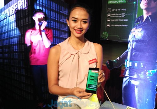 Launching Lenovo Vibe P1m (3)