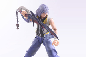 Figure Riku dari Kingdom Hearts 2 Akhirnya Direalisasikan oleh Play Arts Kai 2 FIGURE 014761 05 e1447171412551