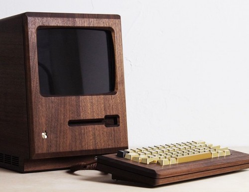 Komputer Apple Macintosh 128k Lahir Kembali 1 Iconic-Apple-Mac-System-Created-From-Walnut-Wood1