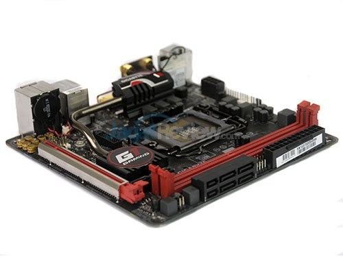 Gigabyte_Z170N_Gaming5_PIC_Board3