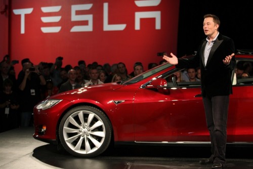 Tesla Akan Bangun Data Center yang tesla