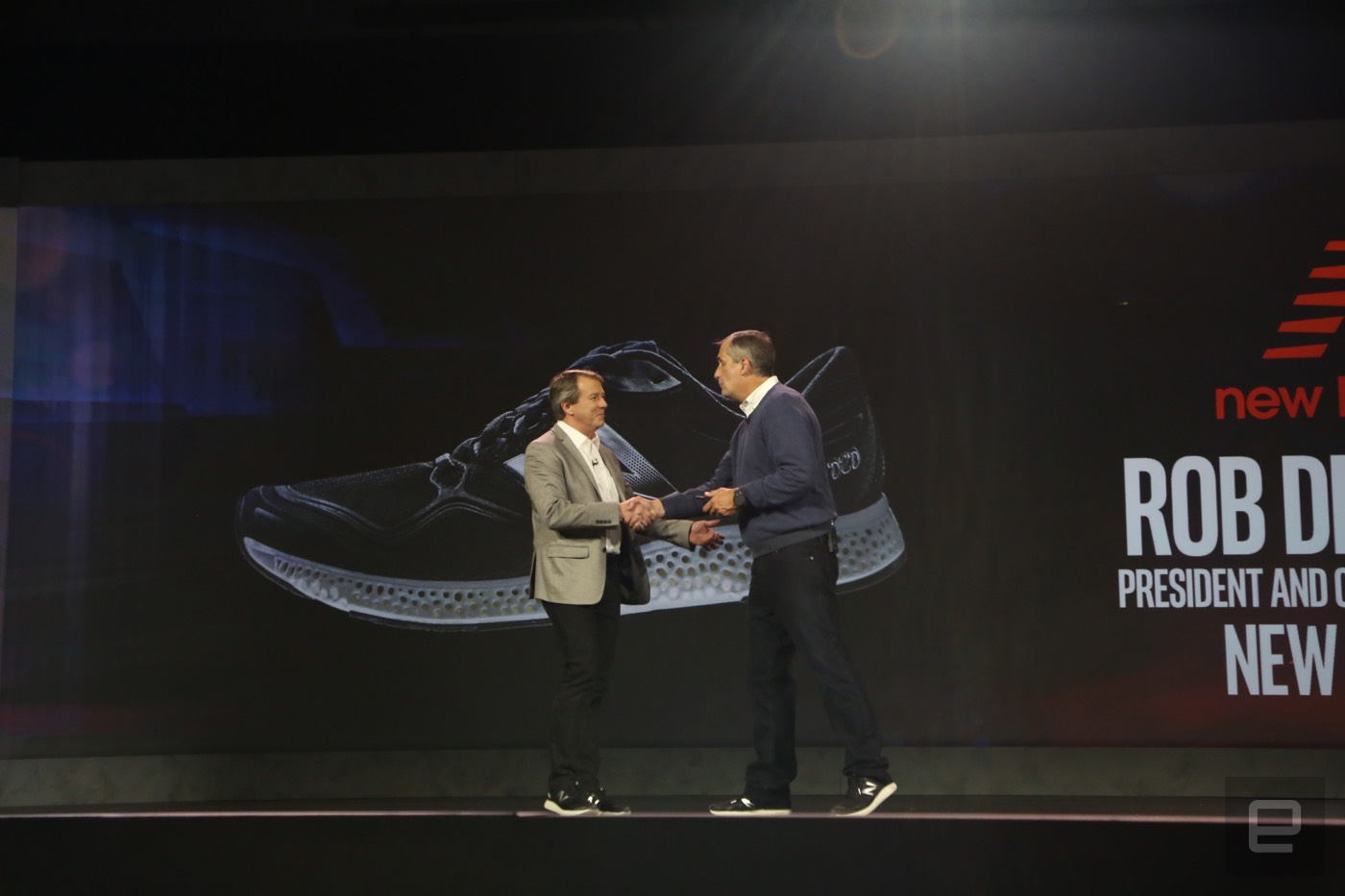 New Balance dan Intel Kembangkan Wearable untuk Atlet 8 17