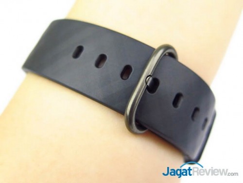 Review Wearables Devices: Huawei Band 4 20160129132013