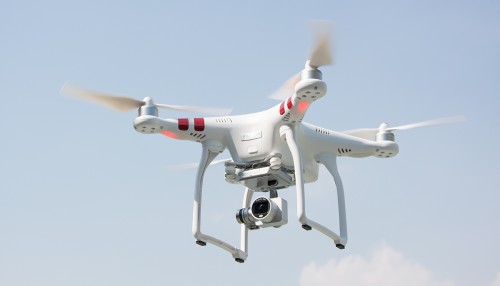 DJI Luncurkan Software Untuk ‘Batasi’ Drone 1 DJI-Phantom