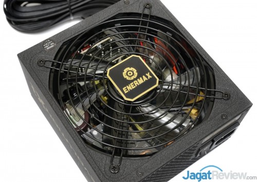 Hands-On PSU Enermax Revolution XT II 750 W 8 Enermax Revolution XT II 8