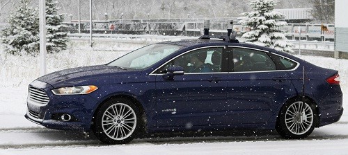 Ford Uji Mobil Self-Driving Miliknya di Jalanan Bersalju 1 Ford