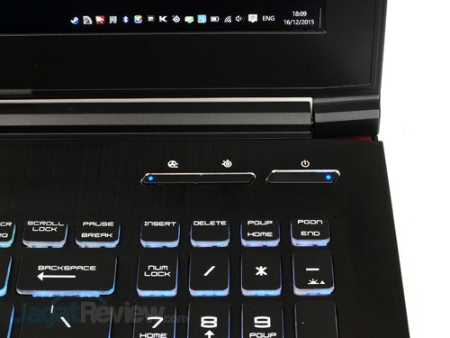 Review Notebook Gaming: MSI GE62 6QF Apache Pro 8 MSI GE62 6QF Apache Pro Control Buttons
