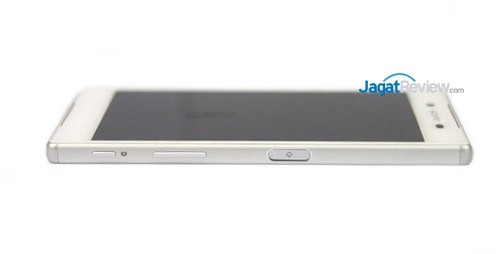 Review Smartphone Android: Sony Xperia Z5 3 311