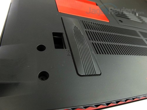 Review Notebook Gaming: Acer Predator 15 (G9-591-70VM) 17 ACER Predator 15 G9-591-70VM Air Intake Hole 02