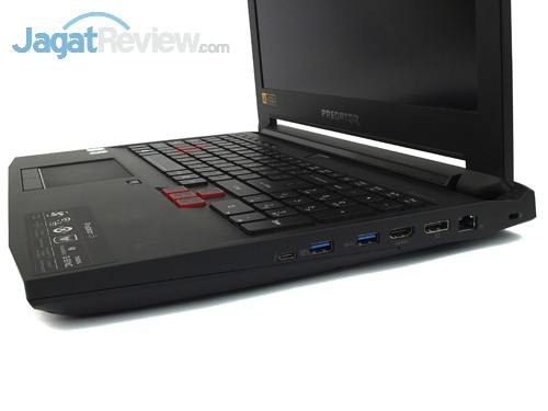Review Notebook Gaming: Acer Predator 15 (G9-591-70VM) 6 ACER Predator 15 G9-591-70VM Right Side