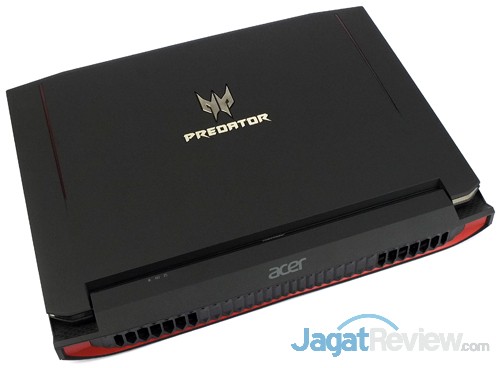 Review Notebook Gaming: Acer Predator 15 (G9-591-70VM) 2 ACER Predator 15 G9-591-70VM Top View