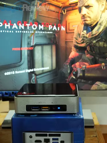 Review Mini PC Desktop: Intel NUC NUC6i3SYK 1 Intel NUC6i3SYK On Action