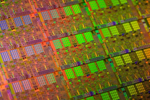 Intel Hentikan Siklus Tick-Tock? 1 Intel Wafer