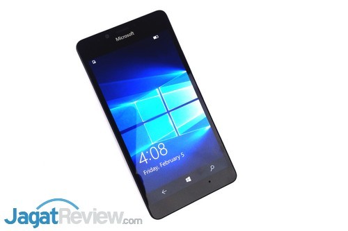 Lumia 950 - 01