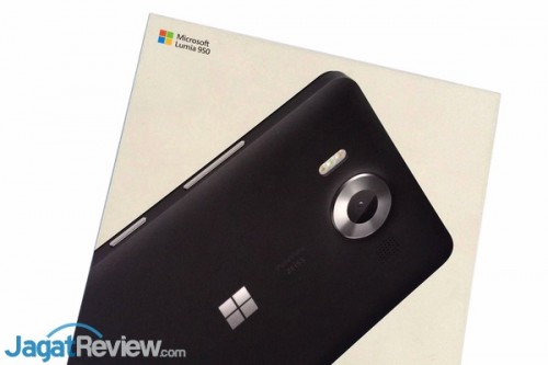 Lumia 950 - Box
