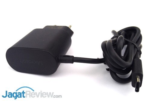 Review Smartphone Microsoft Lumia 950 3 Lumia 950 - Charger