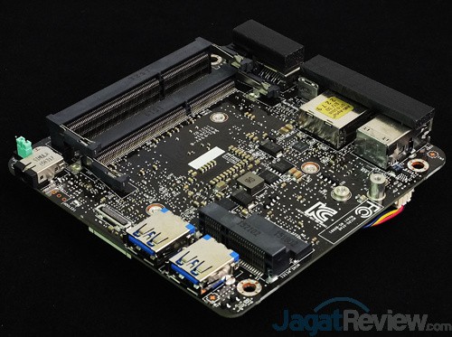 MSI CUBI Motherboard 04