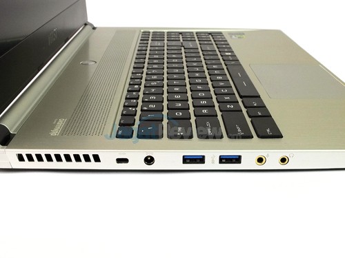 Review Notebook: MSI Prestige PX60 2QD 19 MSI PX60 2QD Left Side
