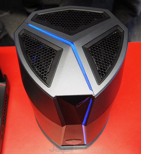 Hands-On Mini PC Desktop: MSI Vortex 4 MSI Votex 03